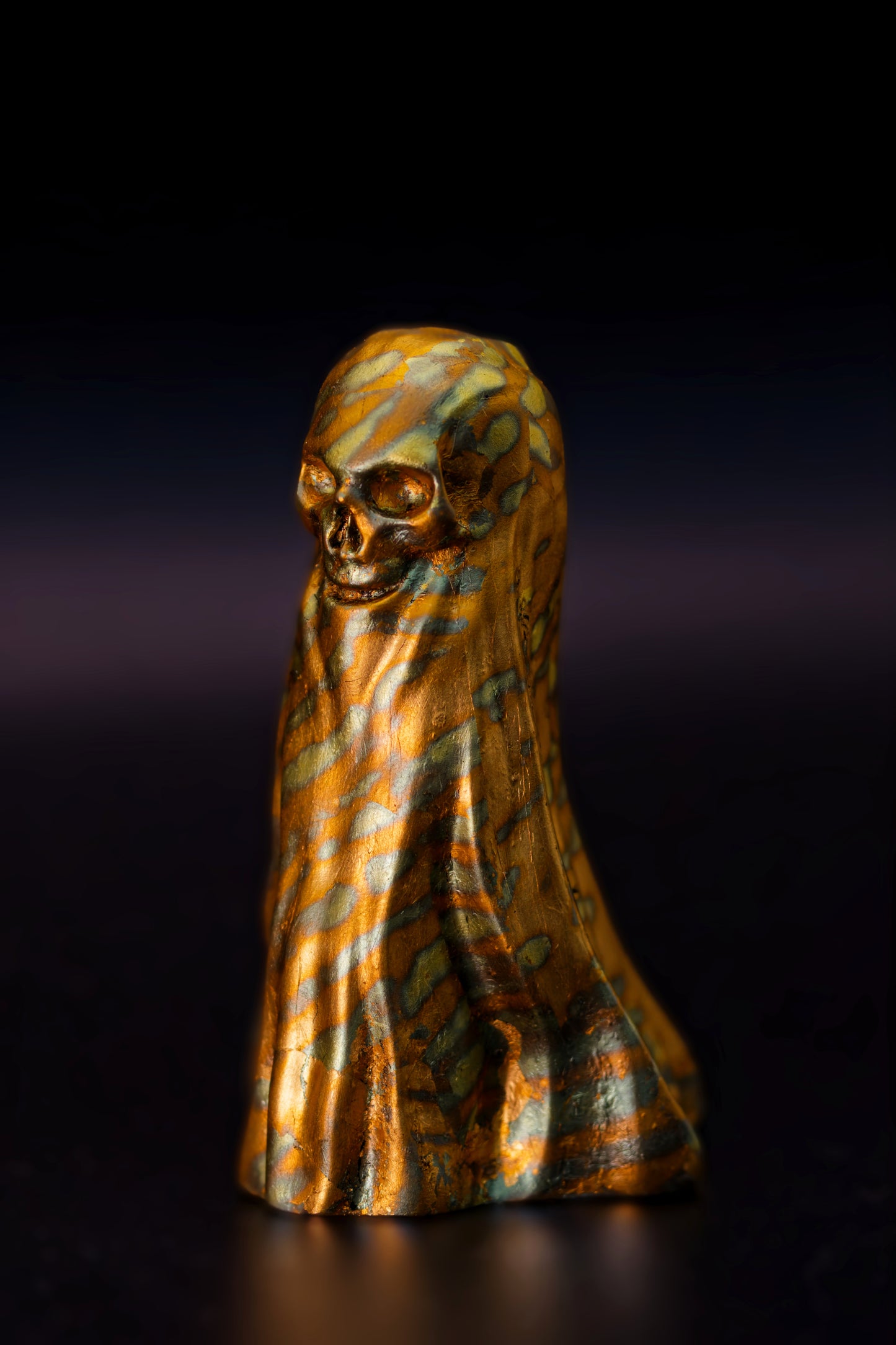 Skull Ghost (Variegated Gold Leaf)