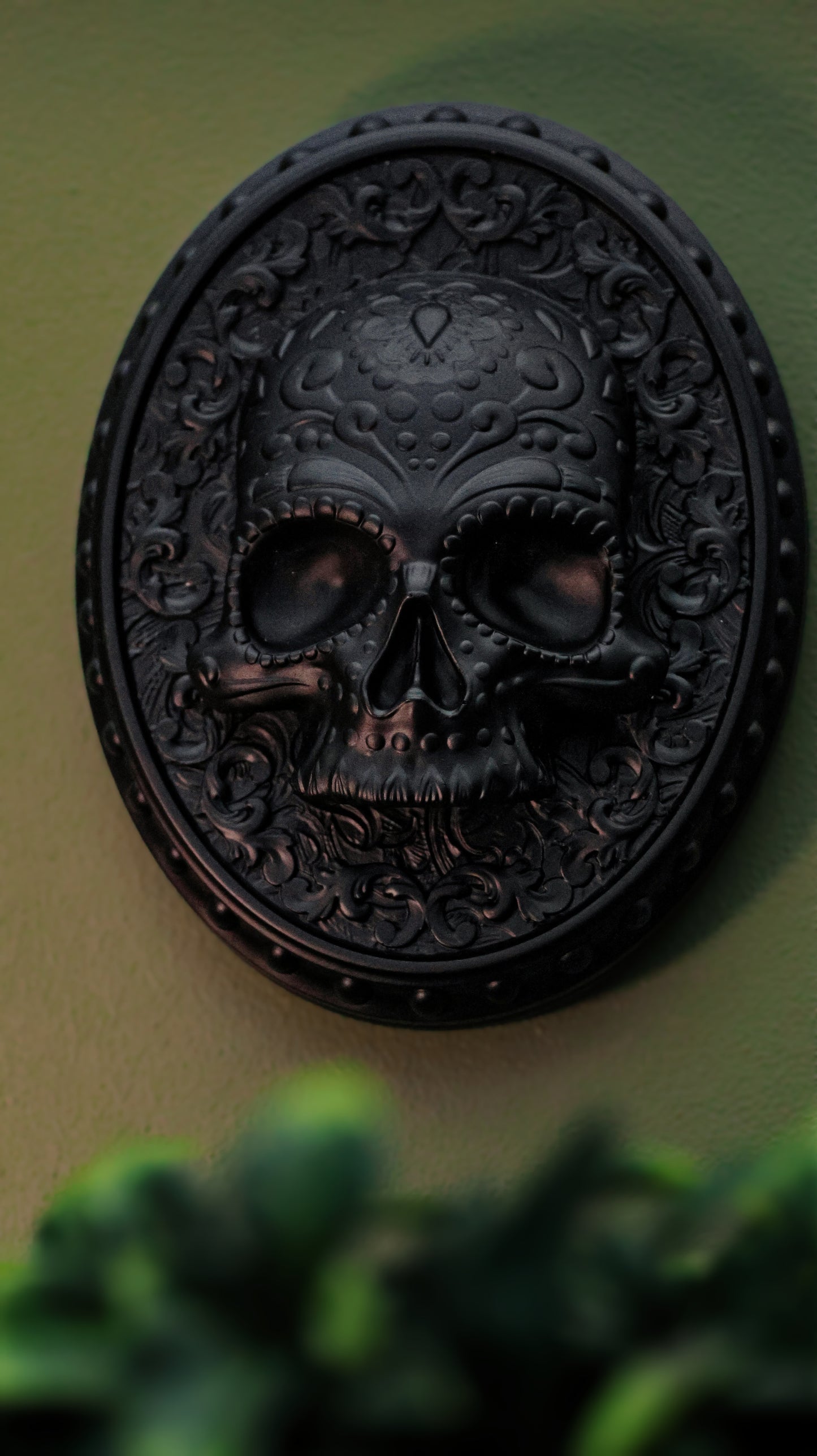 Day Of The Dead Skull Wall Hanger (Satin Black)