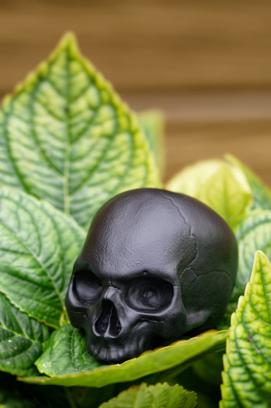 Skull Ornament (Satin Black)